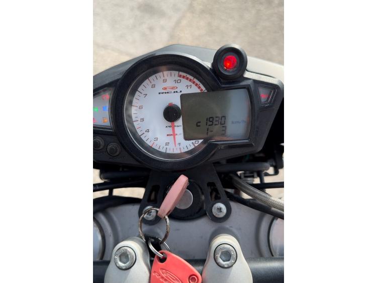 RIEJU NAKED 125